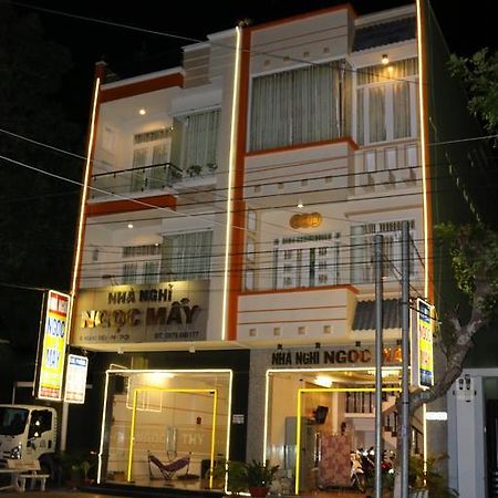 Ngoc May Guesthouse Тяудок Екстер'єр фото